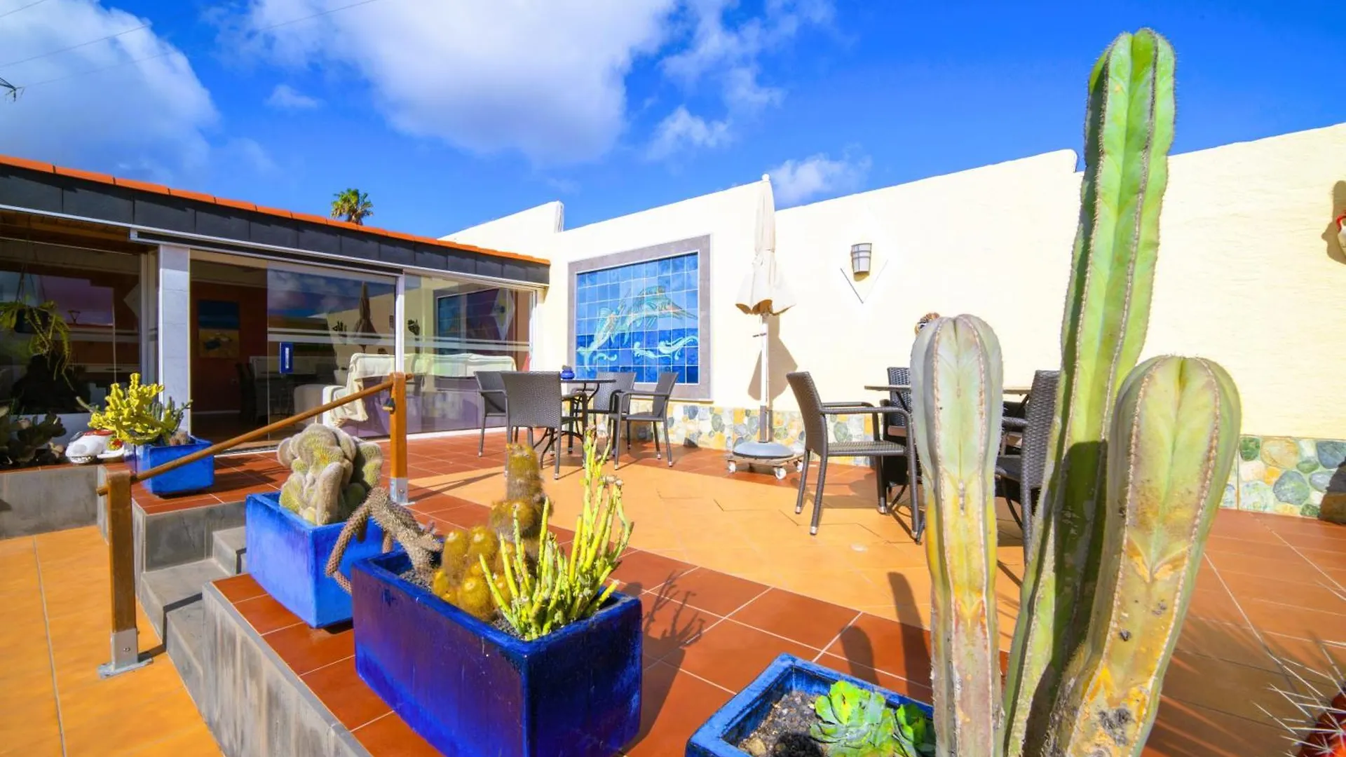 Madora Villa - Private Pool, Amazing Garden, Sea View & Quiet Location La Asomada  0*, La Asomada (Lanzarote) Hiszpania