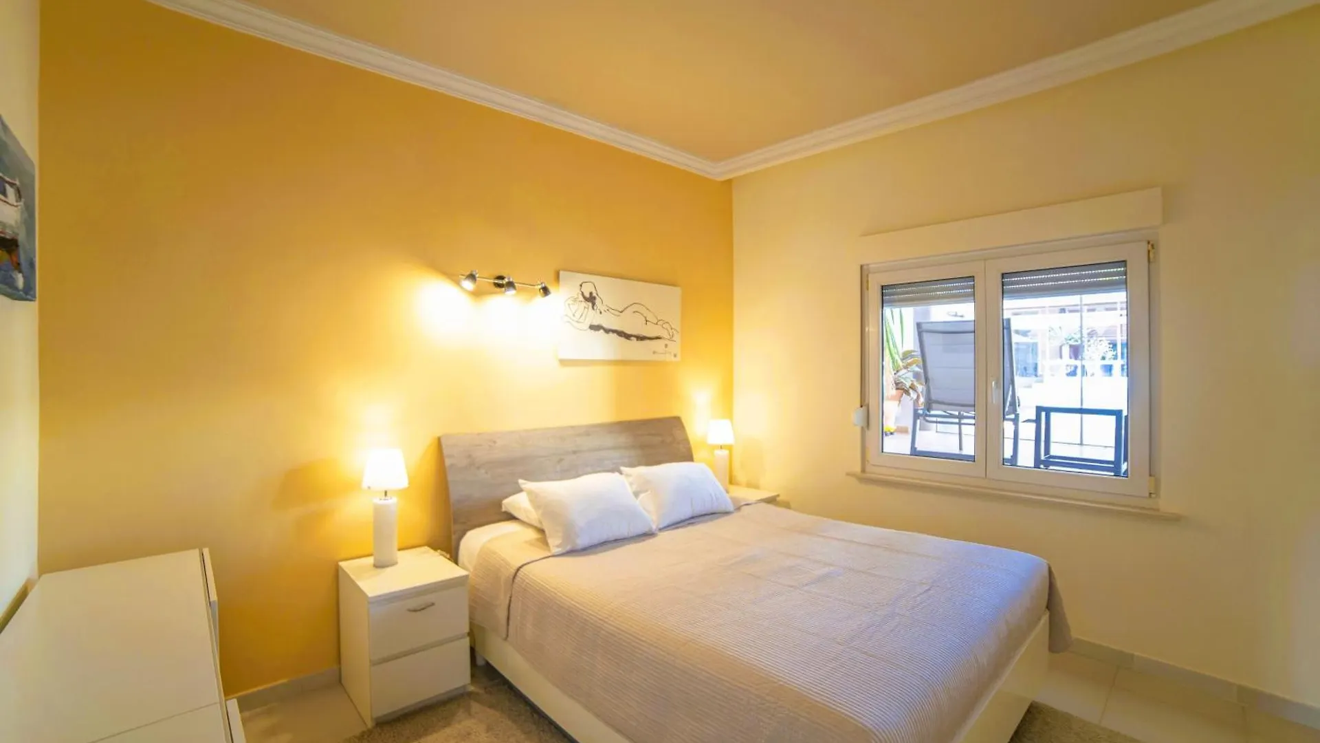 Madora Villa - Private Pool, Amazing Garden, Sea View & Quiet Location La Asomada  0*, La Asomada (Lanzarote)